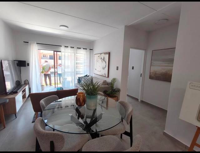 2 BEDROOM APARTMENT FOR SALE IN KYALAMI